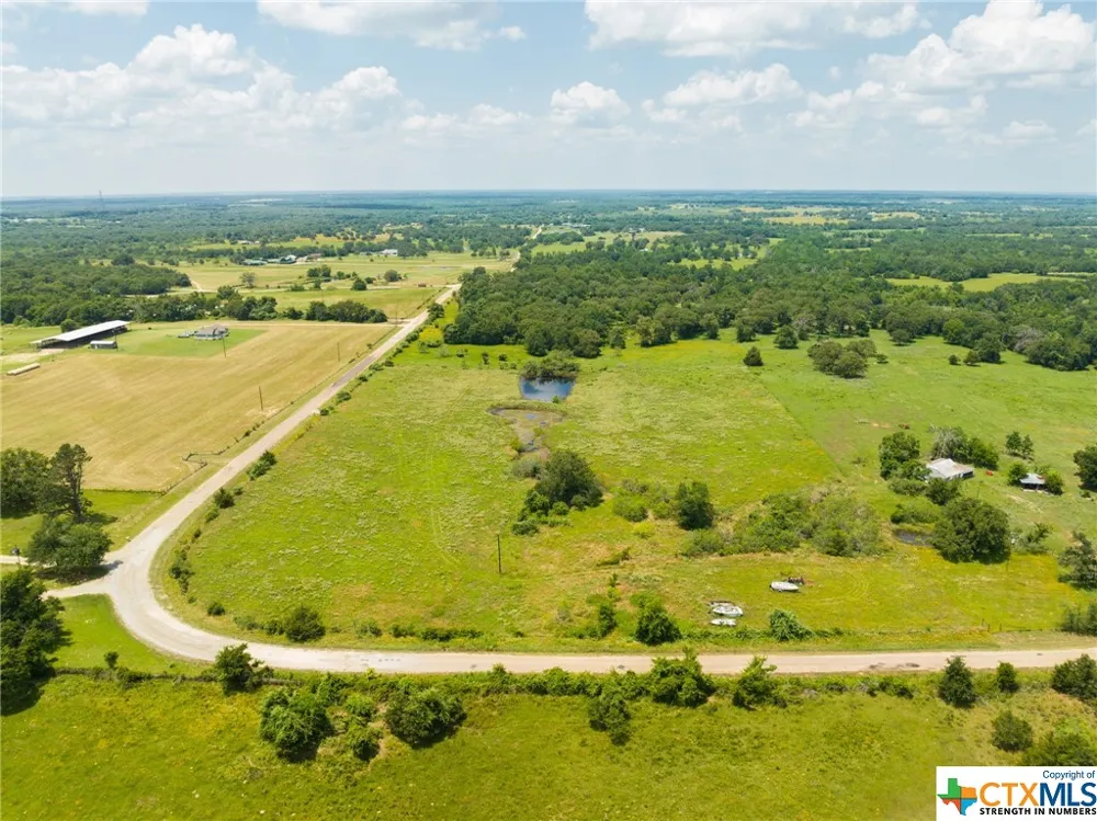 11 County Road 329 Milano, TX 76556