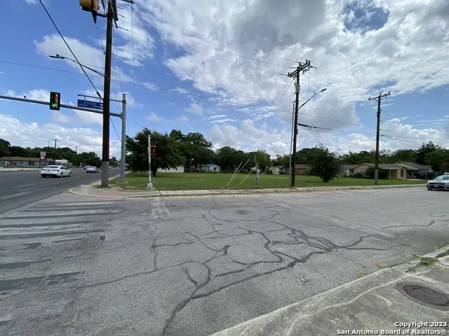 1821 FITCH ST San Antonio, TX 78211