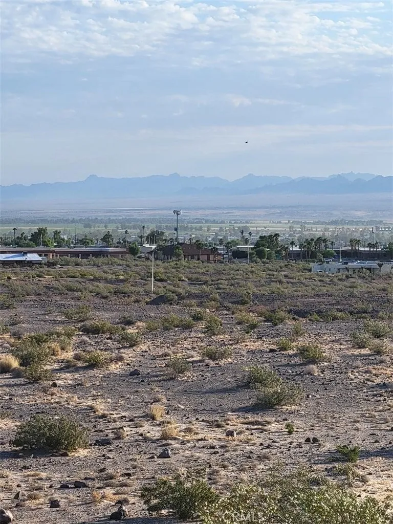 1 Lilly Hill Needles, CA 92363