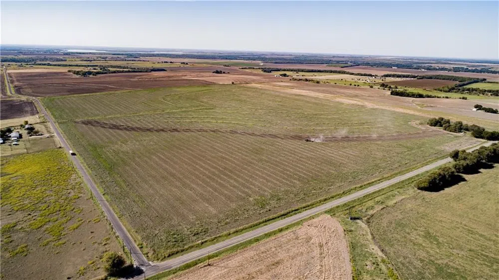 450 Fm 1063 Thrall, TX 76578