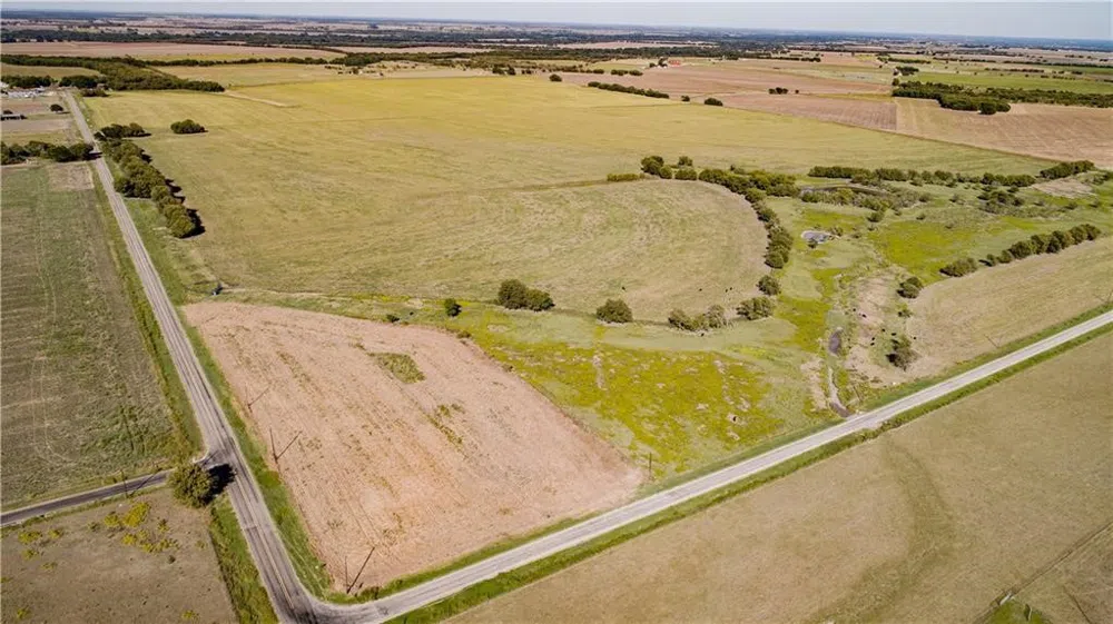 Fm 1063 Thrall, TX 76578