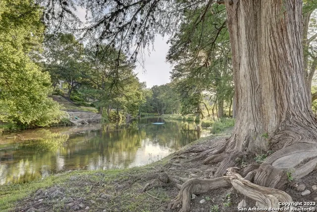 246 River Rd Hunt, TX 78024