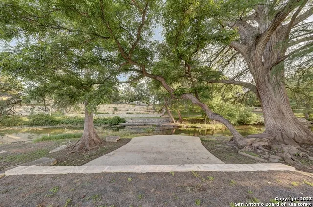 246 River Rd Hunt, TX 78024