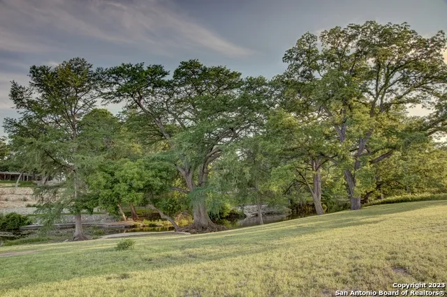 246 River Rd Hunt, TX 78024