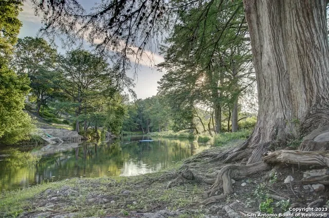 246 River Rd Hunt, TX 78024