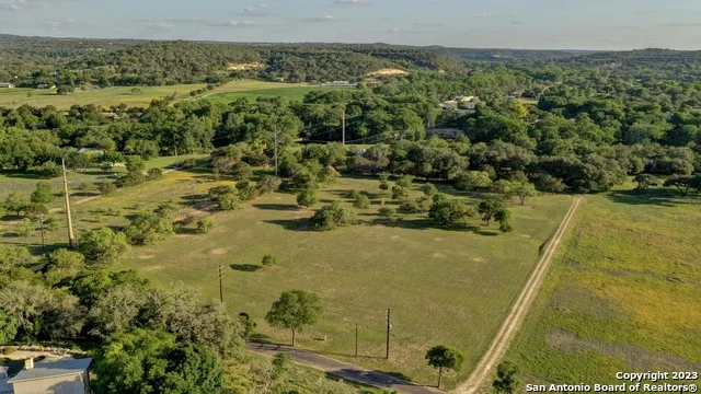 246 River Rd Hunt, TX 78024