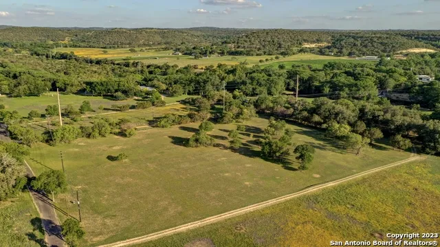 246 River Rd Hunt, TX 78024