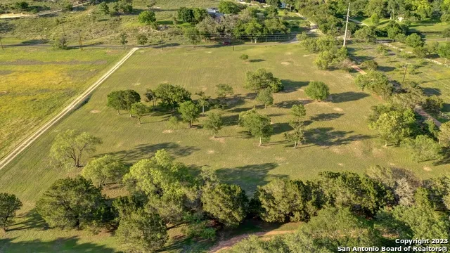 246 River Rd Hunt, TX 78024