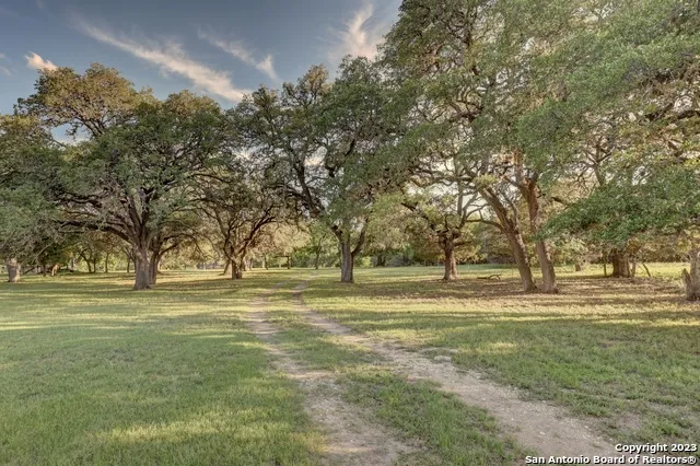 246 River Rd Hunt, TX 78024