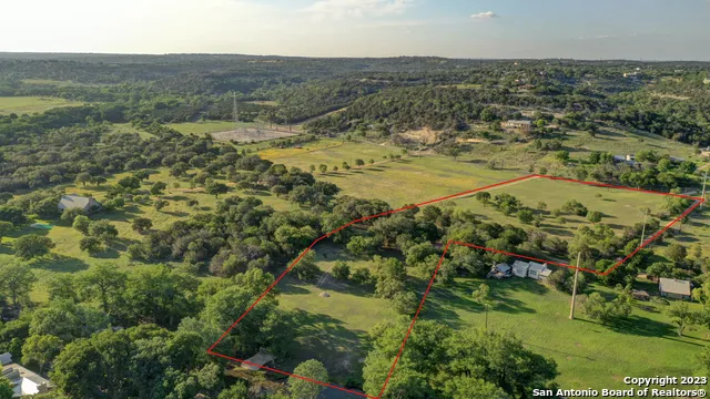 246 River Rd Hunt, TX 78024