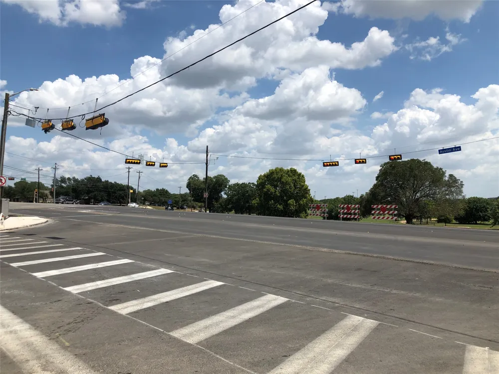 101 W Royal Drive Georgetown, TX 78626