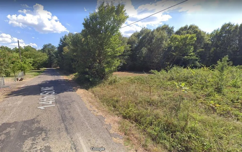 NE Lot 6 Paris, TX 75460