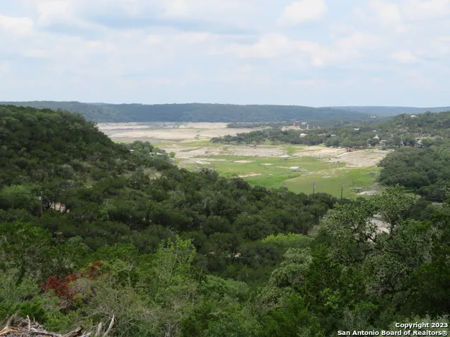 0 HILLTOP LOOP Lakehills, TX 78063