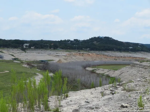 0 HILLTOP LOOP Lakehills, TX 78063