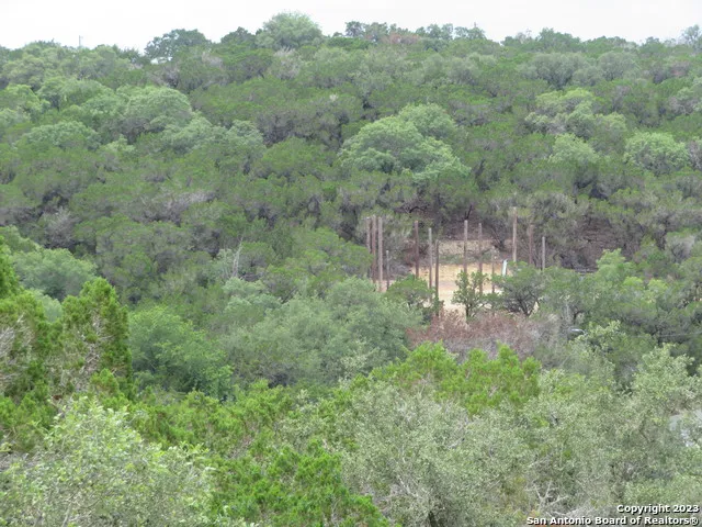 0 HILLTOP LOOP Lakehills, TX 78063