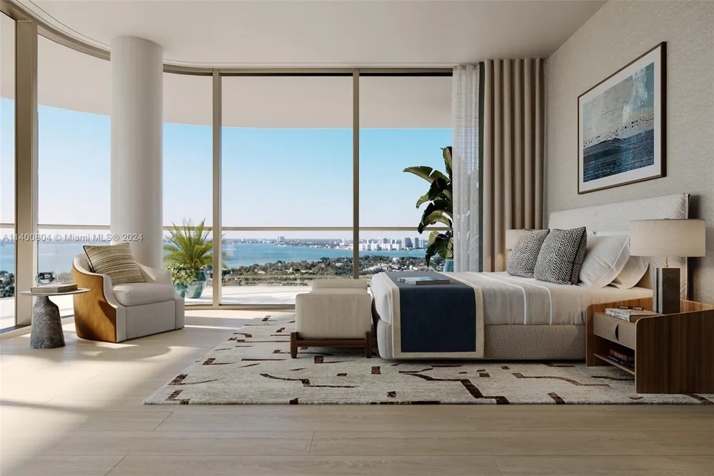 5333 Collins Ave #906 Miami Beach, FL 33140