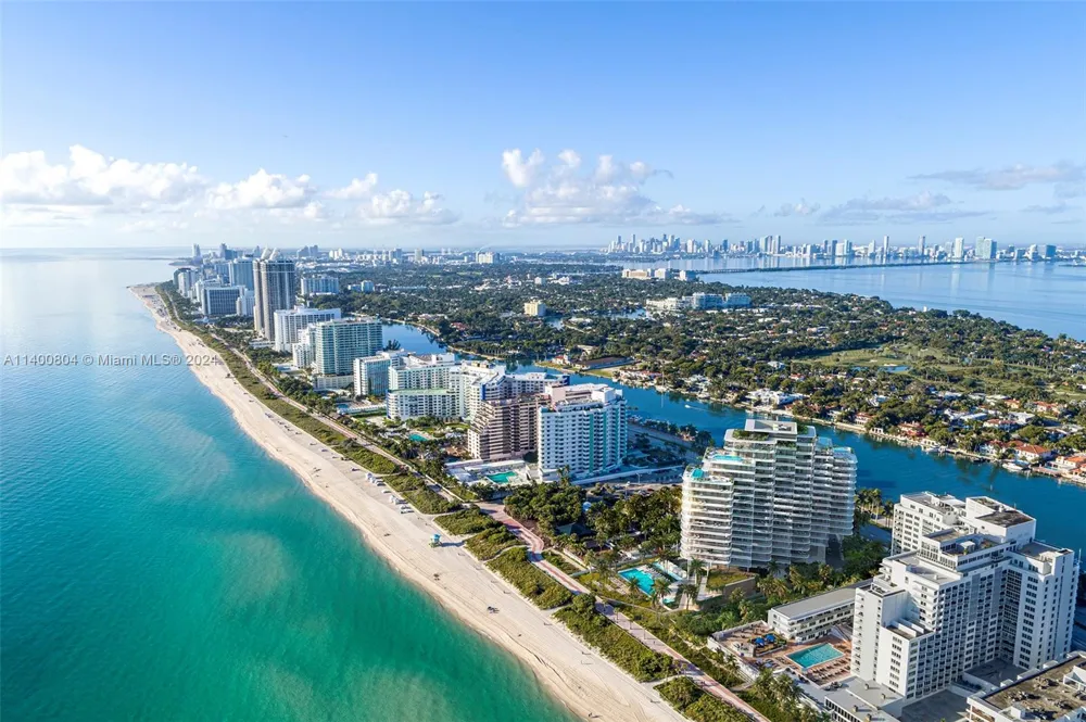 5333 Collins Ave #906 Miami Beach, FL 33140