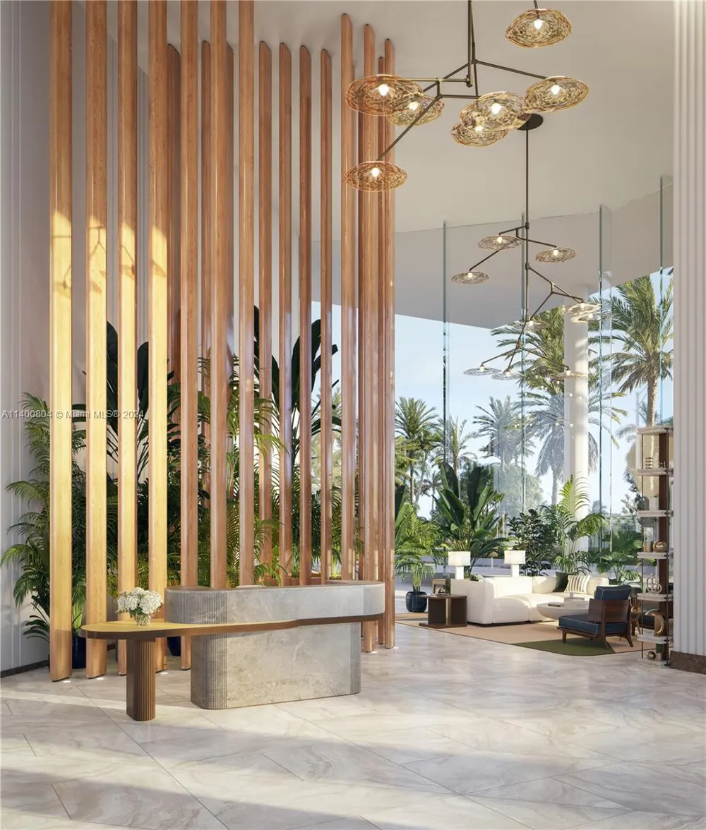 5333 Collins Ave #906 Miami Beach, FL 33140
