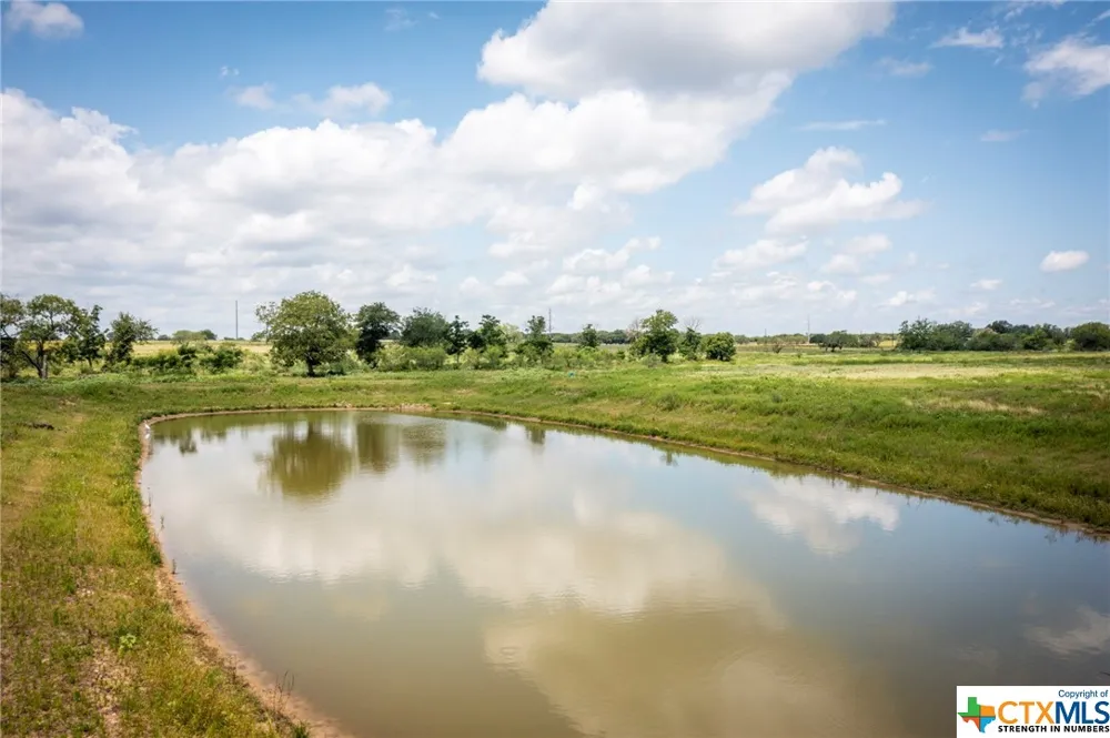 181 Pine Meadow Road Seguin, TX 78155