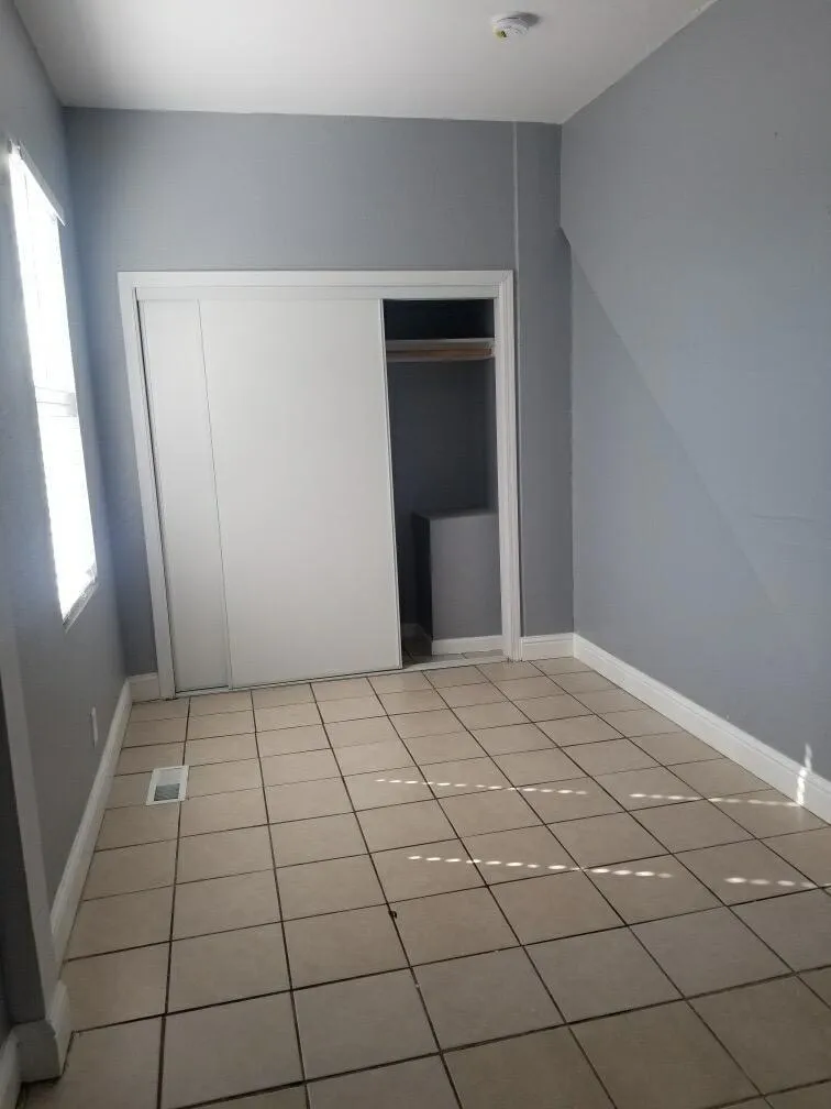 93209322 Mac Arthur Blvd Oakland, CA 94605