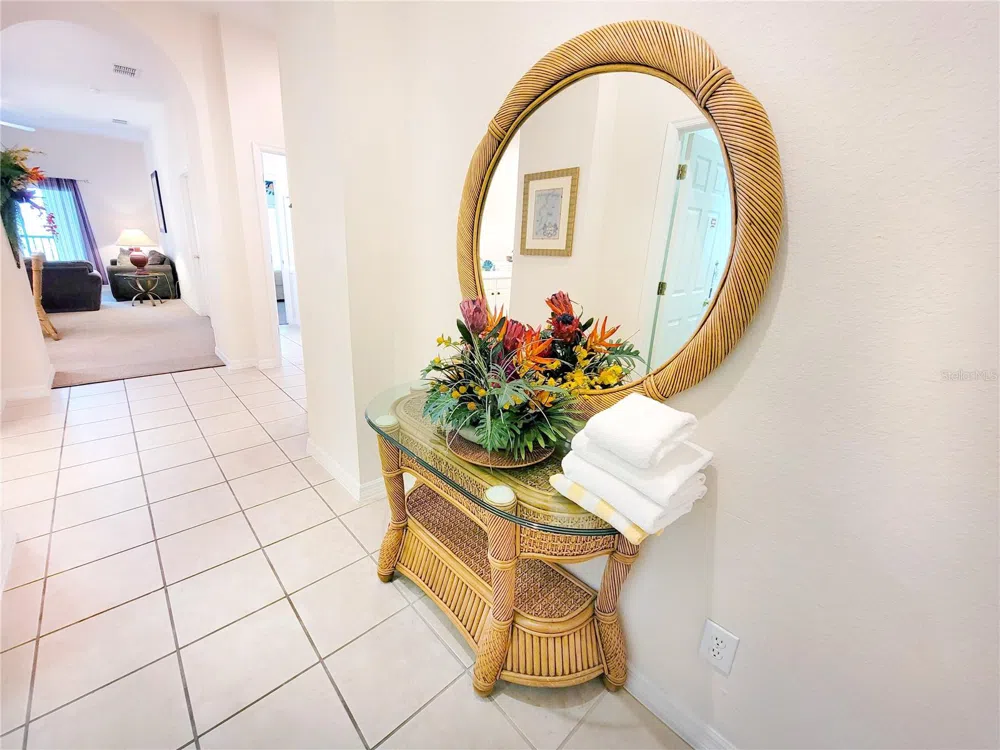 716 LUCAYA LOOP #B1/U716 Davenport, FL 33897
