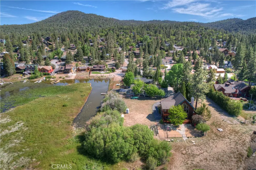 39483 North Shore Drive Fawnskin, CA 92333