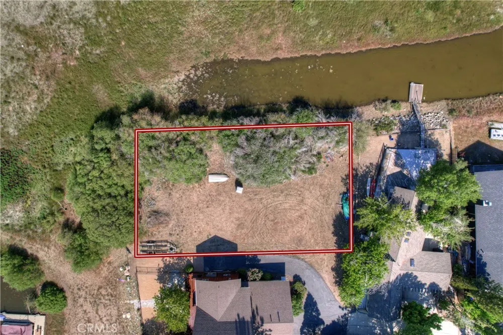 39483 North Shore Drive Fawnskin, CA 92333