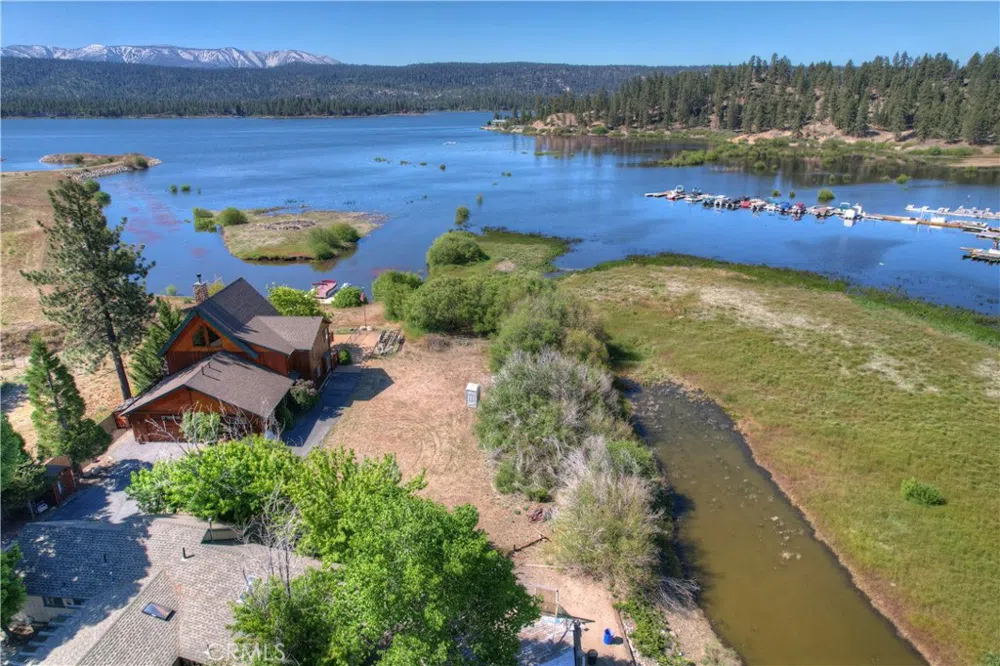 39483 North Shore Drive Fawnskin, CA 92333
