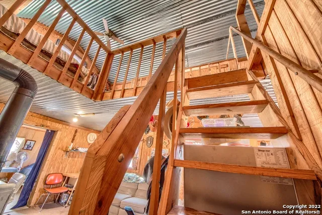 465 Watkins Road Mountain Home, TX 78058