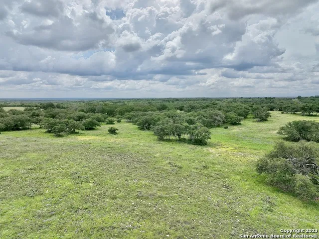 465 Watkins Road Mountain Home, TX 78058