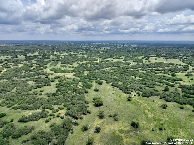 465 Watkins Road Mountain Home, TX 78058