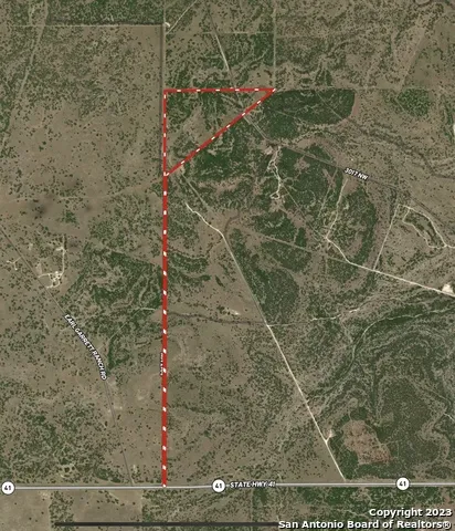 465 Watkins Road Mountain Home, TX 78058