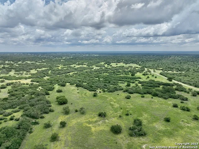 465 Watkins Road Mountain Home, TX 78058