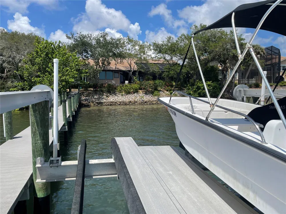 421 WATERSIDE LANE Nokomis, FL 34275