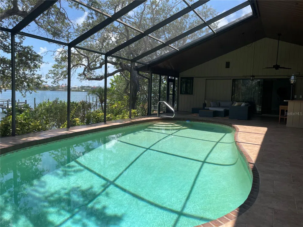 421 WATERSIDE LANE Nokomis, FL 34275