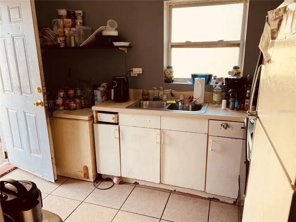 2734 53RD AVENUE St Petersburg, FL 33714