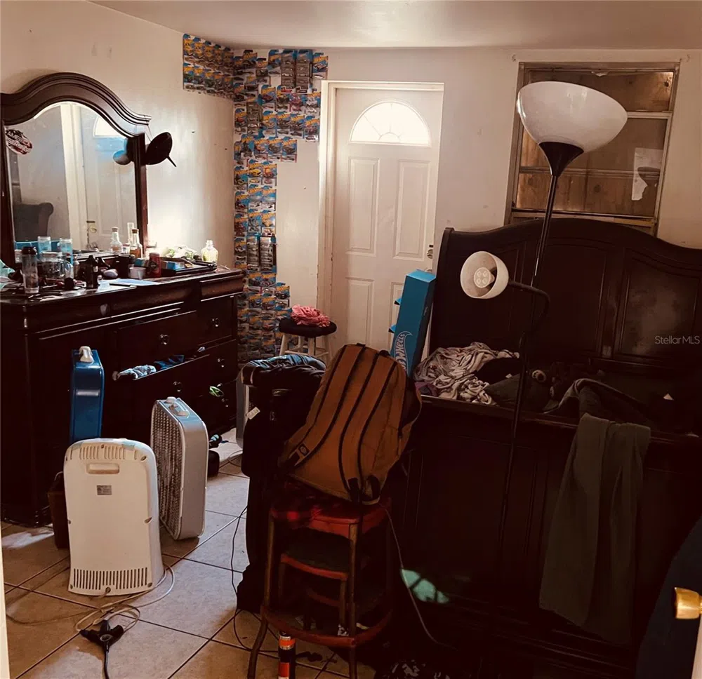 2734 53RD AVENUE St Petersburg, FL 33714