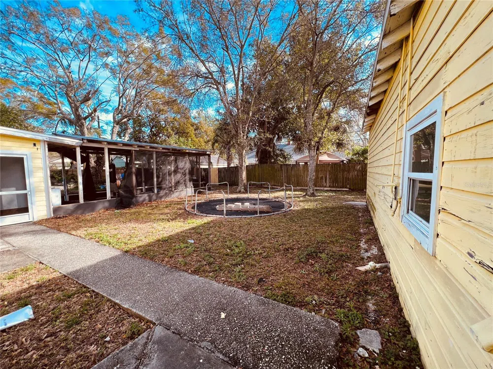 2734 53RD AVENUE St Petersburg, FL 33714