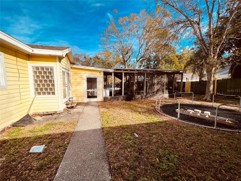 2734 53RD AVENUE St Petersburg, FL 33714