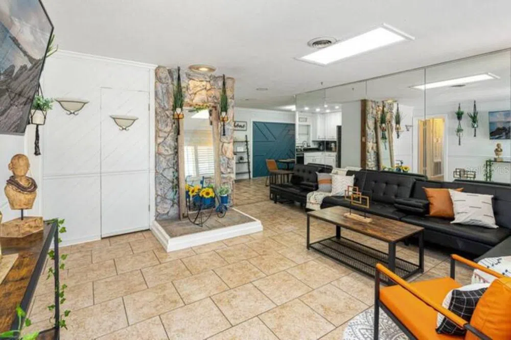 Address Not Shown Orlando, FL 32812