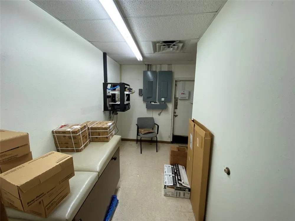 321 E Spring Street #121 Palestine, TX 75801