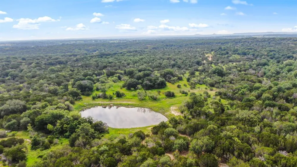 1435 Private Road 1129 Stephenville, TX 76401