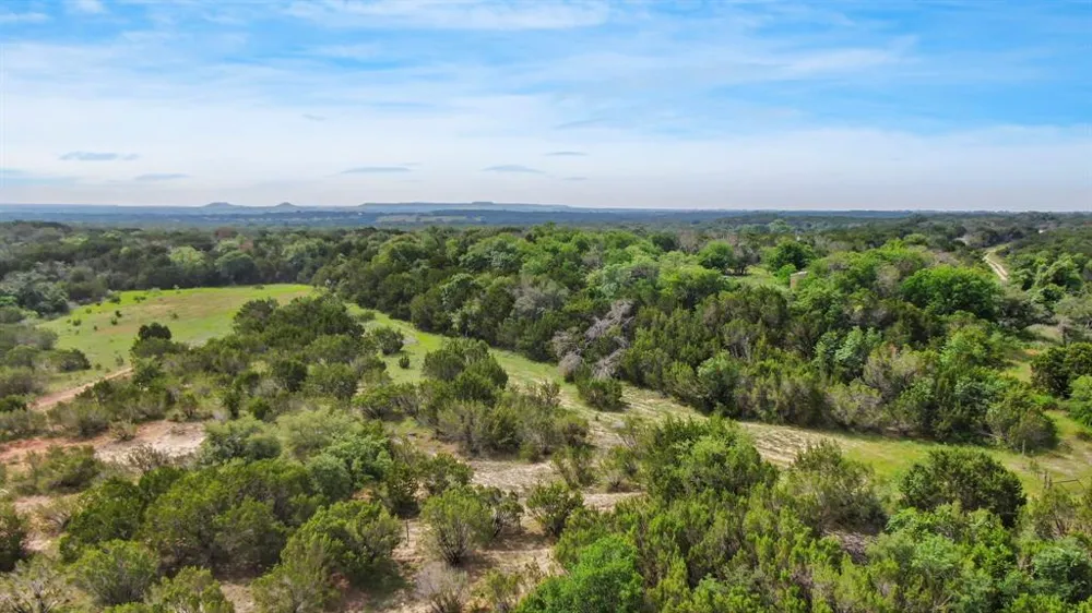 1435 Private Road 1129 Stephenville, TX 76401