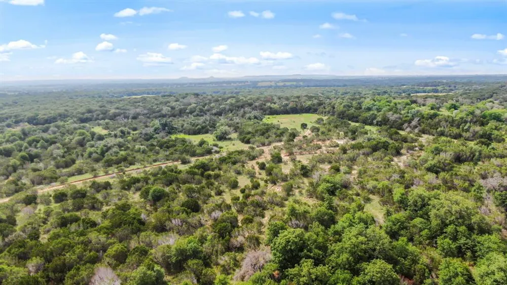 1435 Private Road 1129 Stephenville, TX 76401