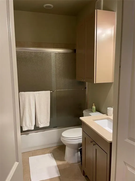 2800 Sandage Avenue #305 Fort Worth, TX 76109