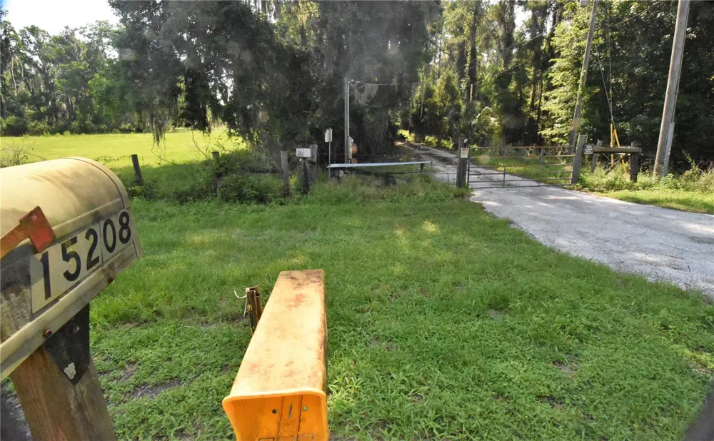 15208 SW WILLISTON RD Micanopy, FL 32667