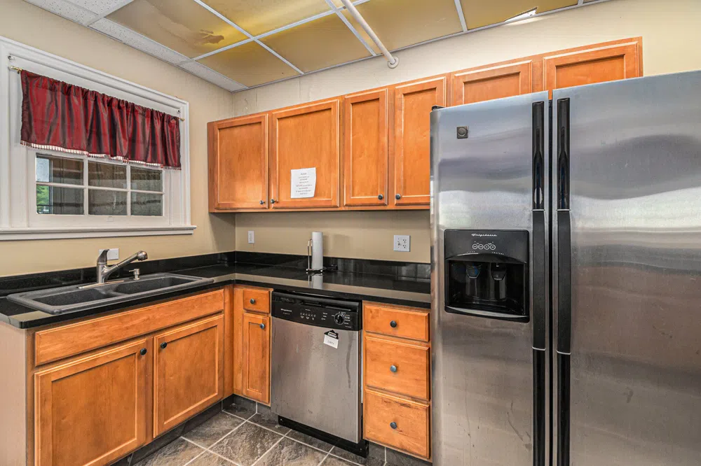 604 Wildwood Avenue Jackson, MI 49201