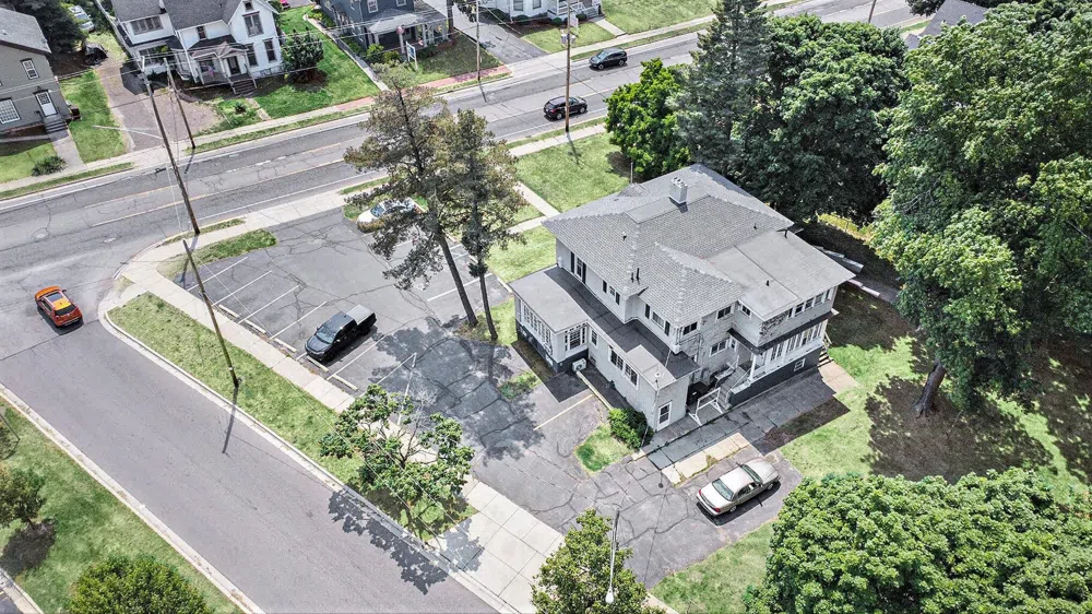604 Wildwood Avenue Jackson, MI 49201