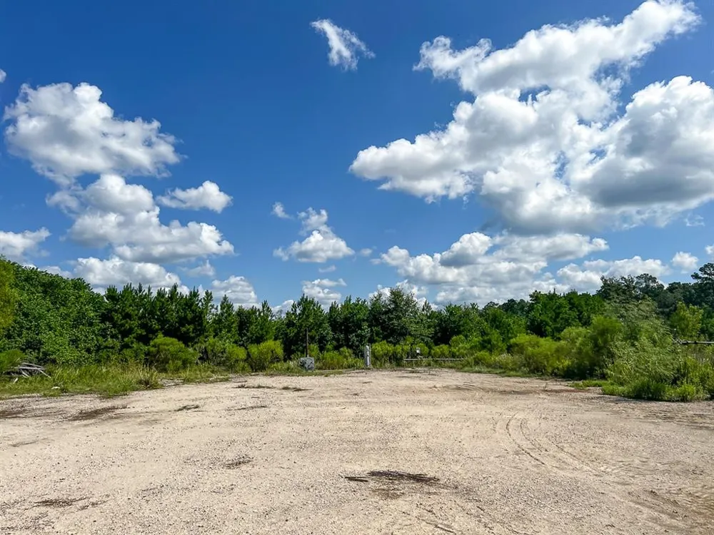 FM 1010 Cleveland, TX 77327