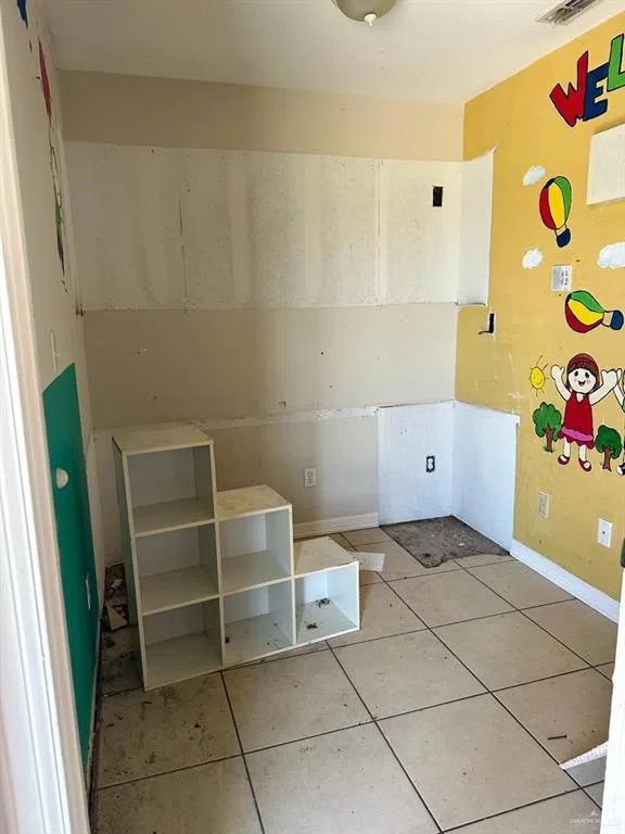 7710 W Expressway 83 Mission, TX 78572